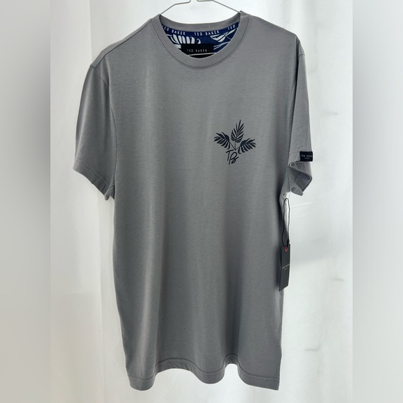 TED BAKER graphic tee SHIRT - Picture 2 of 5